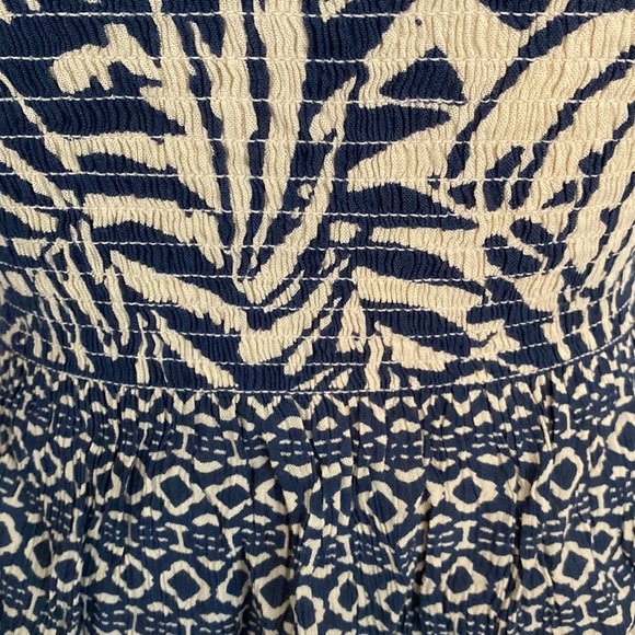 NWOT Patreons of Peace Tank Size XS - Picture 3 of 4